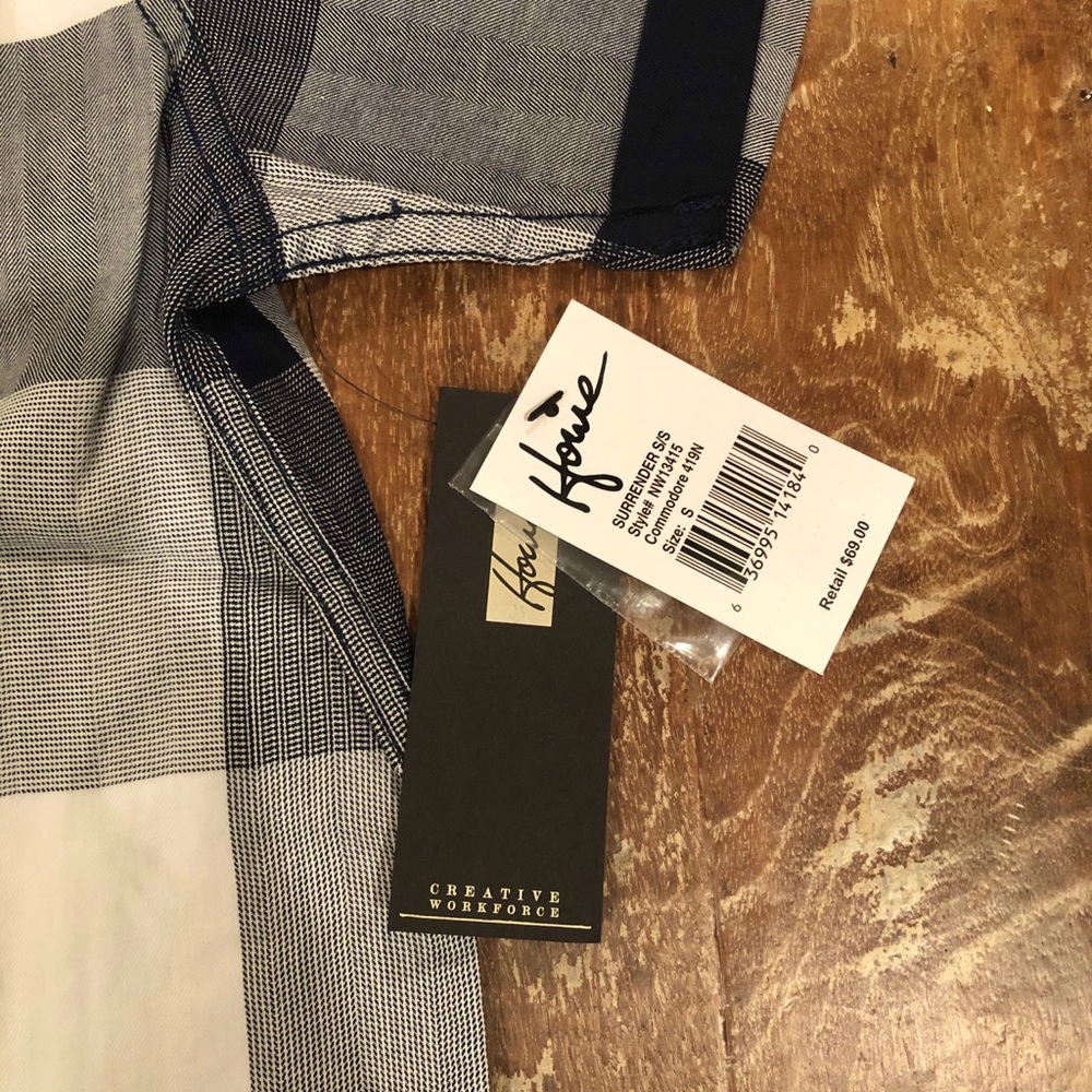 Howe Plaid Button Down - Picture 4 of 4
